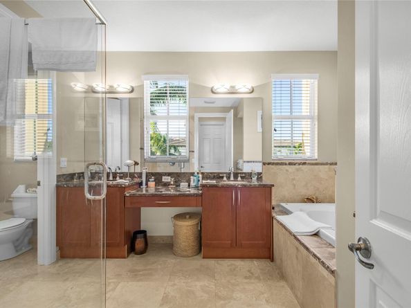 3240 NE 13 St 3240, Pompano Beach FL 33062