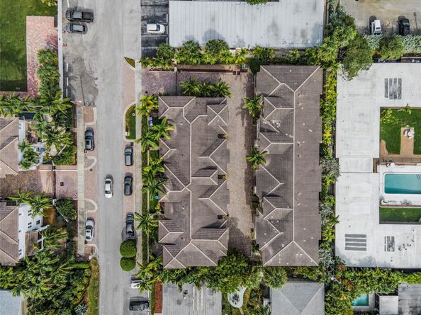 3240 NE 13 St 3240, Pompano Beach FL 33062