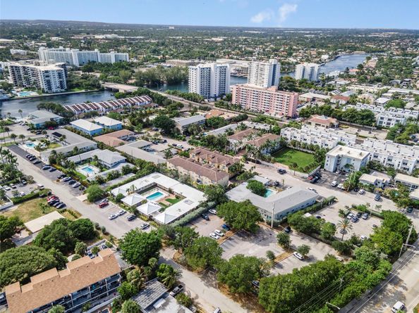 3240 NE 13 St 3240, Pompano Beach FL 33062