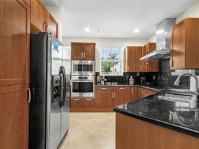 3240 NE 13 St 3240, Pompano Beach FL 33062