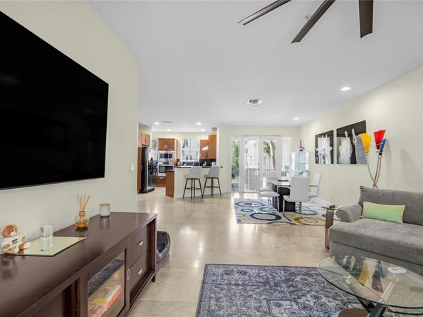 3240 NE 13 St 3240, Pompano Beach FL 33062