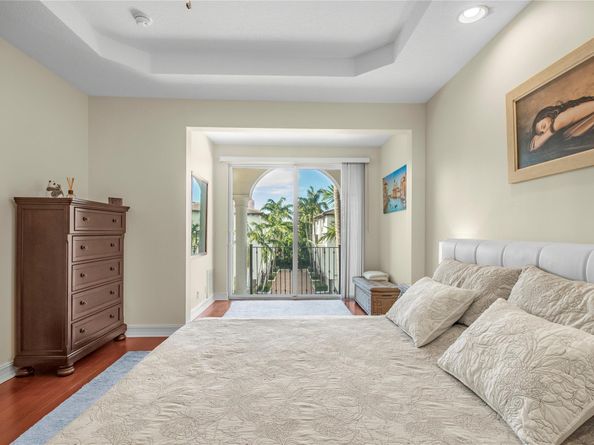 3240 NE 13 St 3240, Pompano Beach FL 33062
