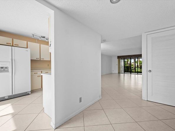 7479 Glendevon Lane 503, Delray Beach FL 33446