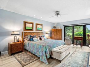 2 Woods Lane, Boynton Beach FL 33436