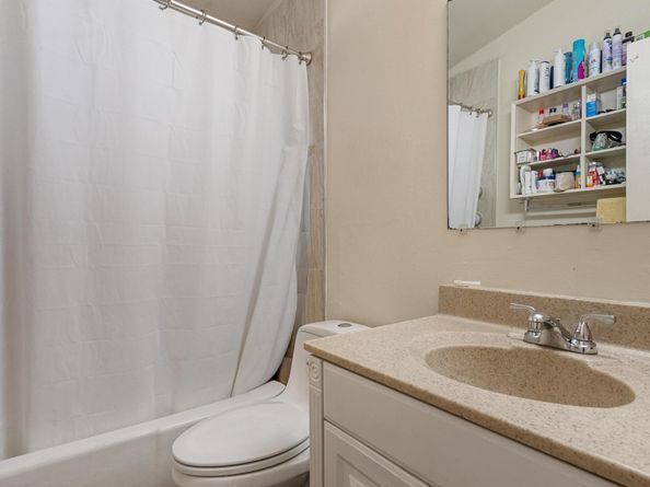 529 SW 22nd Ave, Fort Lauderdale FL 33312