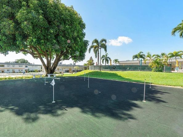 3280 Cynthia Lane 211, Lake Worth Beach FL 33461