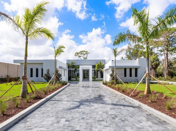 5747 NW 63rd Way, Parkland FL 33067