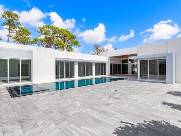5747 NW 63rd Way, Parkland FL 33067