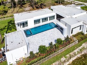 5747 NW 63rd Way, Parkland FL 33067