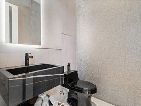 5747 NW 63rd Way, Parkland FL 33067