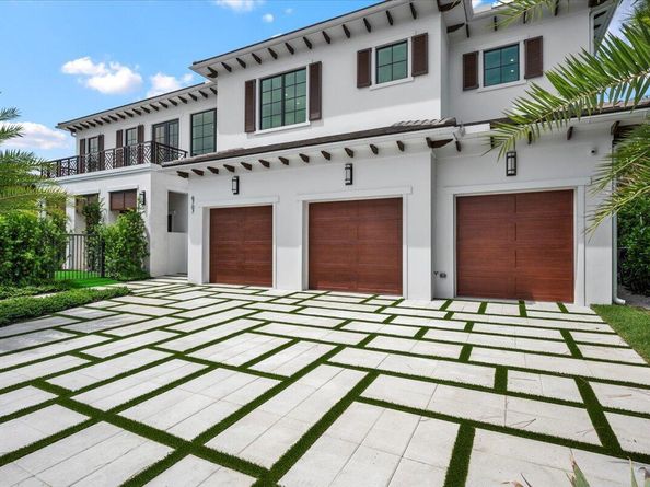 6707 Pamela Lane, West Palm Beach FL 33405