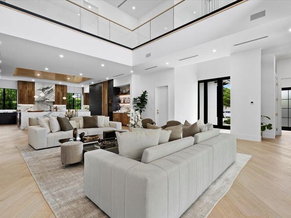 6707 Pamela Lane, West Palm Beach FL 33405