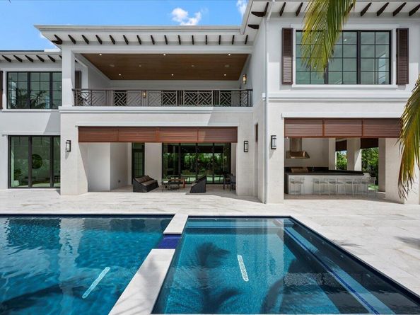 6707 Pamela Lane, West Palm Beach FL 33405
