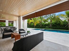 6707 Pamela Lane, West Palm Beach FL 33405