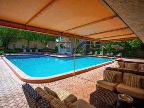 5348 NE 6th Avenue G11, Oakland Park FL 33334