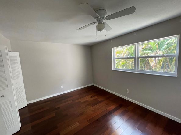 5348 NE 6th Avenue G11, Oakland Park FL 33334