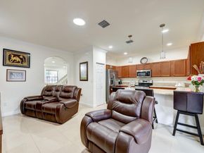3335 W 93rd Place 3335, Hialeah FL 33018