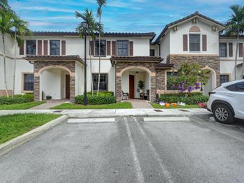 3335 W 93rd Place