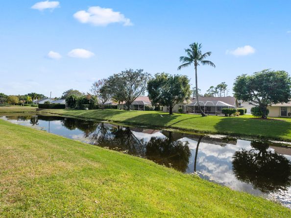 14346 Blackberry Drive, Wellington FL 33414