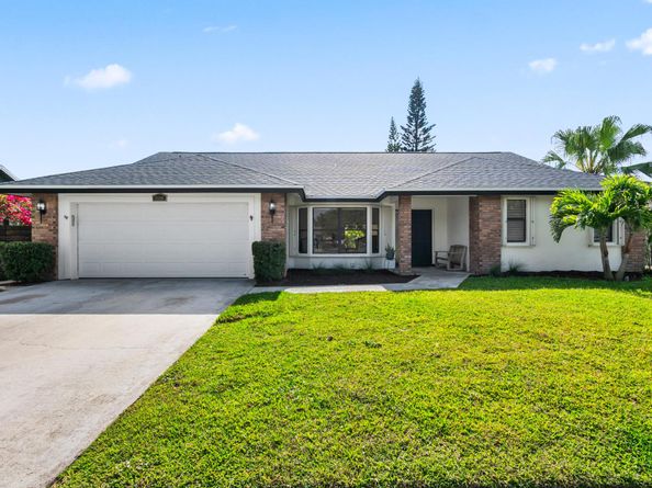 14346 Blackberry Drive, Wellington FL 33414