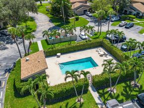 4475 Willow Pond Road B, West Palm Beach FL 33417