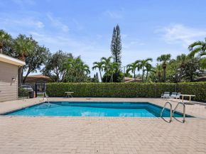 4475 Willow Pond Road B, West Palm Beach FL 33417