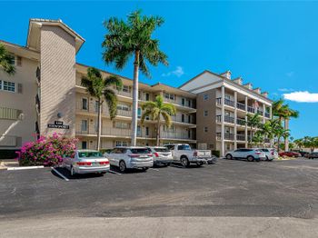 440 Paradise Isle Blvd