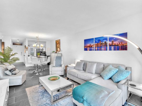 440 Paradise Isle Blvd 102, Hallandale Beach FL 33009