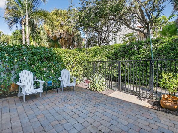 124 Las Brisas Circle, Hypoluxo FL 33462