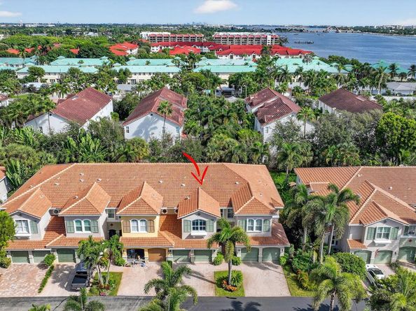124 Las Brisas Circle, Hypoluxo FL 33462
