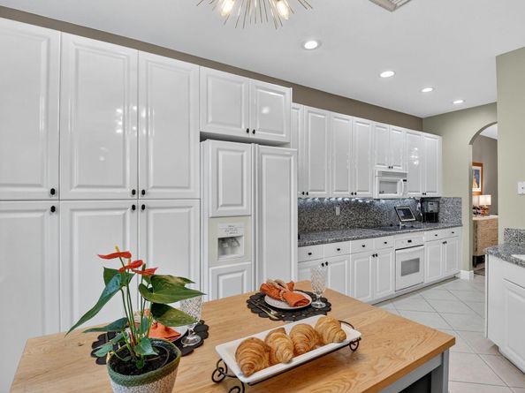 124 Las Brisas Circle, Hypoluxo FL 33462