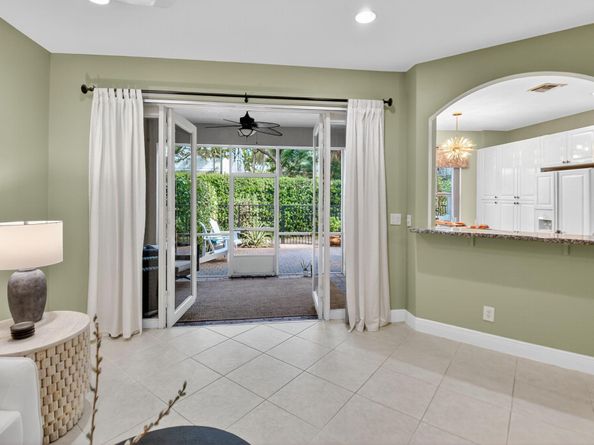 124 Las Brisas Circle, Hypoluxo FL 33462