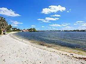 124 Las Brisas Circle, Hypoluxo FL 33462