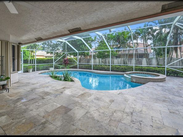 5200 NW 67th Ave, Lauderhill FL 33319
