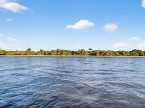 1918 Intracoastal Dr, Fort Lauderdale FL 33305