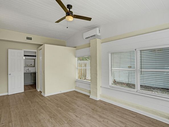 1205 S Lake Drive, Lantana FL 33462