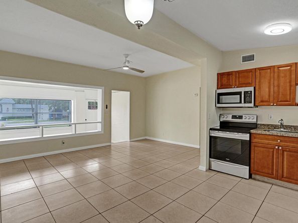 1205 S Lake Drive, Lantana FL 33462