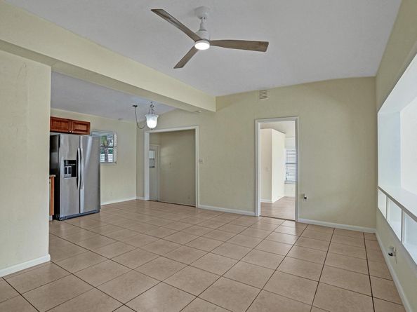 1205 S Lake Drive, Lantana FL 33462