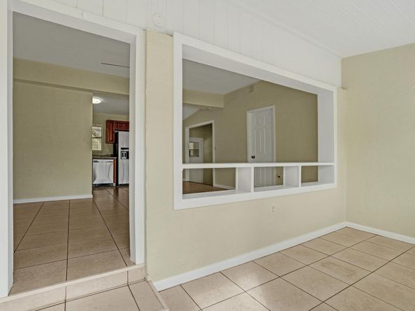 1205 S Lake Drive, Lantana FL 33462