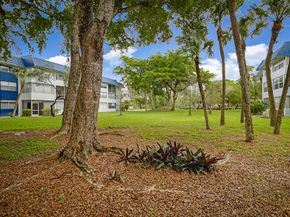 3150 Holiday Springs Blvd 8101, Margate FL 33063
