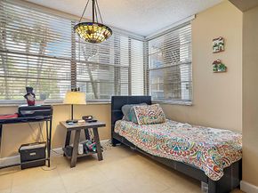 3150 Holiday Springs Blvd 8101, Margate FL 33063