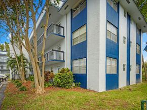 3150 Holiday Springs Blvd 8101, Margate FL 33063