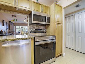 3150 Holiday Springs Blvd 8101, Margate FL 33063