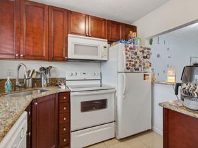 9915 Sandalfoot Boulevard 418, Boca Raton FL 33428