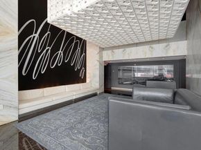 325 S Biscayne Blvd LPH18, Miami FL 33131