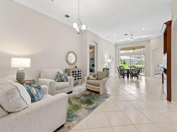 9752 Donato Way, Lake Worth FL 33467