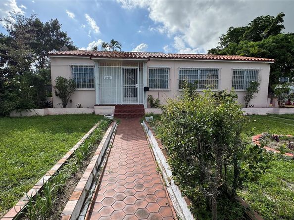 1000 SW 62nd Ave, West Miami FL 33144