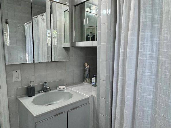 1000 SW 62nd Ave, West Miami FL 33144