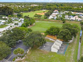 501 Lakewood Drive 9d, Jupiter FL 33458