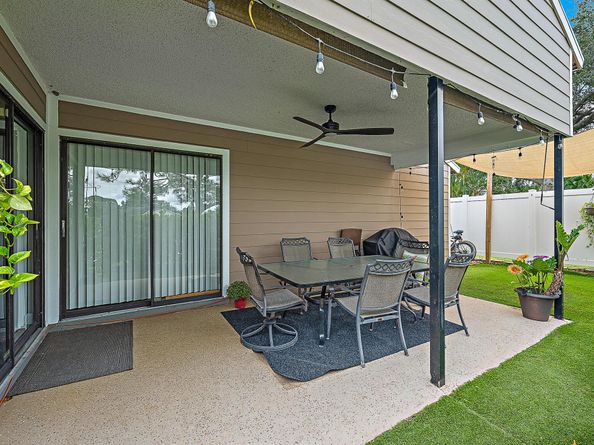 501 Lakewood Drive 9d, Jupiter FL 33458